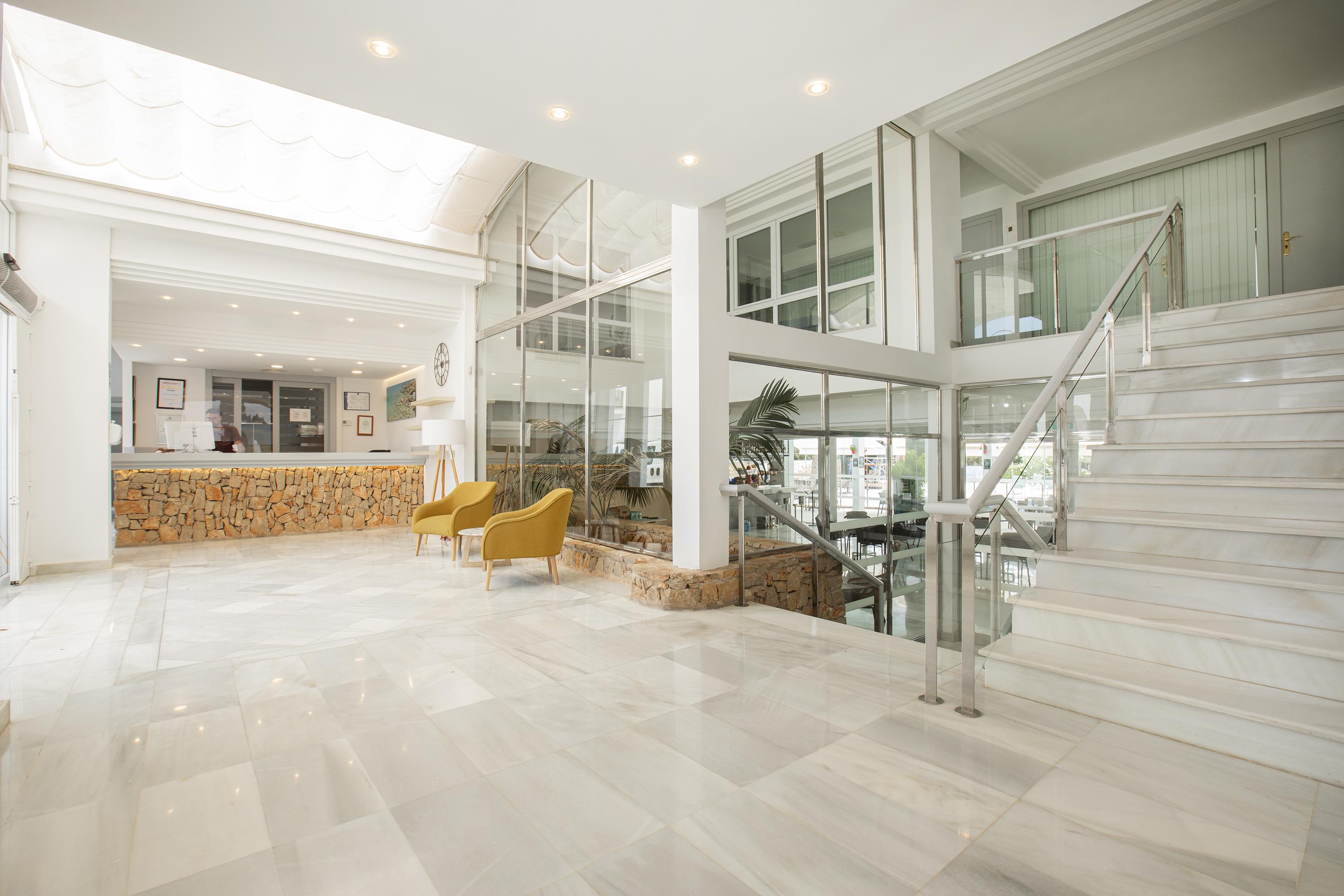 Playa Aparthotel